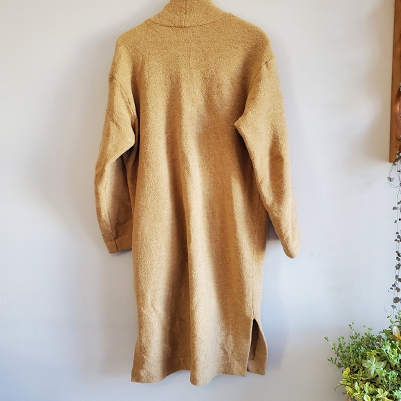 aritzia wilfred 100% merino wool cardigan, size large GUC -some wear underarms - Picture 13 of 14